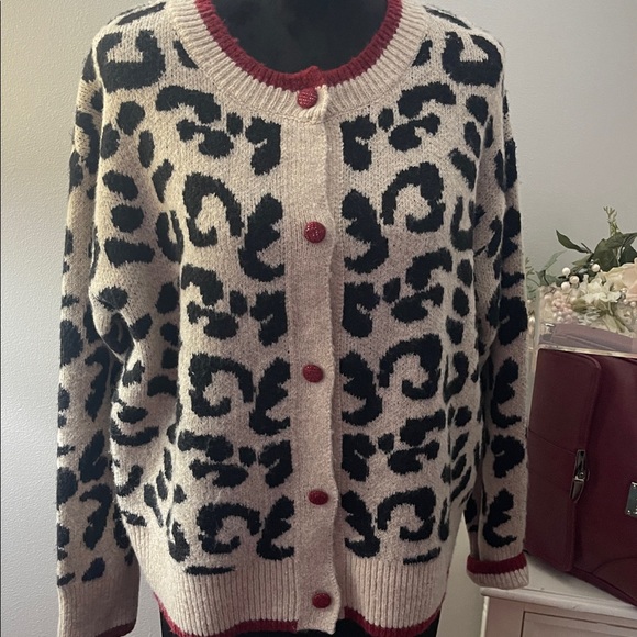 Black and Cream Leopard Print Sweater with Red Trim - Picture 9 of 10